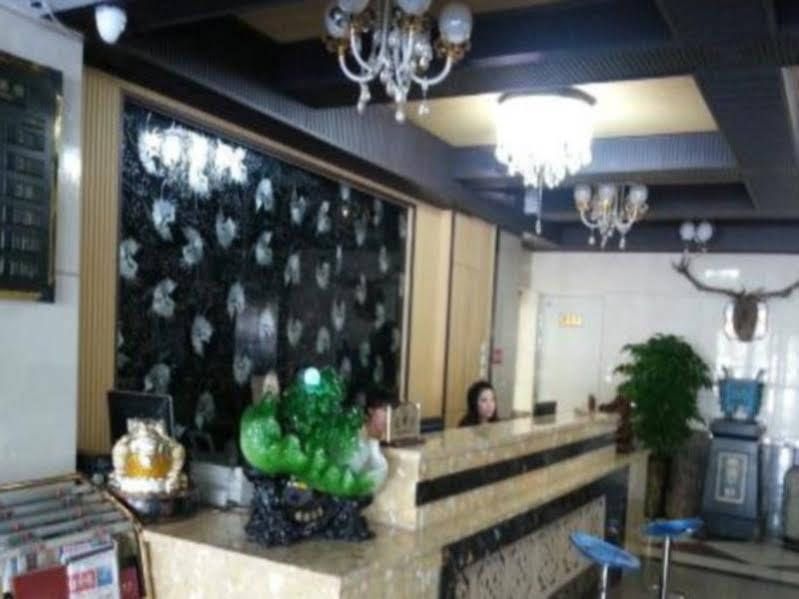 Xinhang Hotel อุรุมชี ภายนอก รูปภาพ